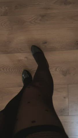 Juliablondie <strong>@julia_blondie</strong> in small tits high heels stockings blonde mirror body porn video