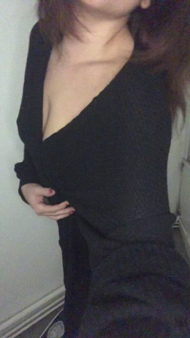 Juliehot <strong>@julie_hotmom</strong> in natural tits brunette boobs porn video