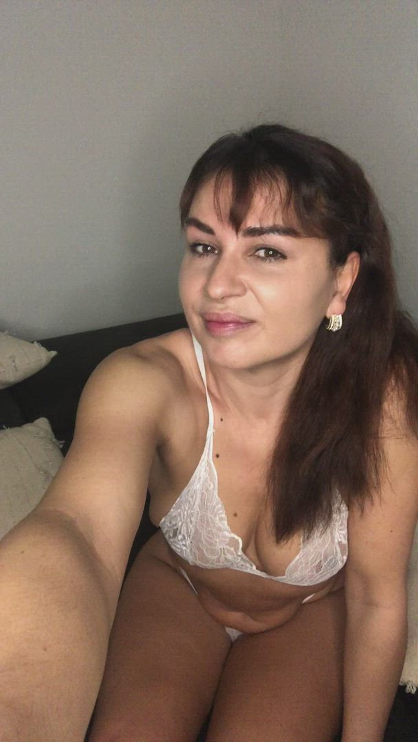 Juliehot <strong>@julie_hotmom</strong> in porn video