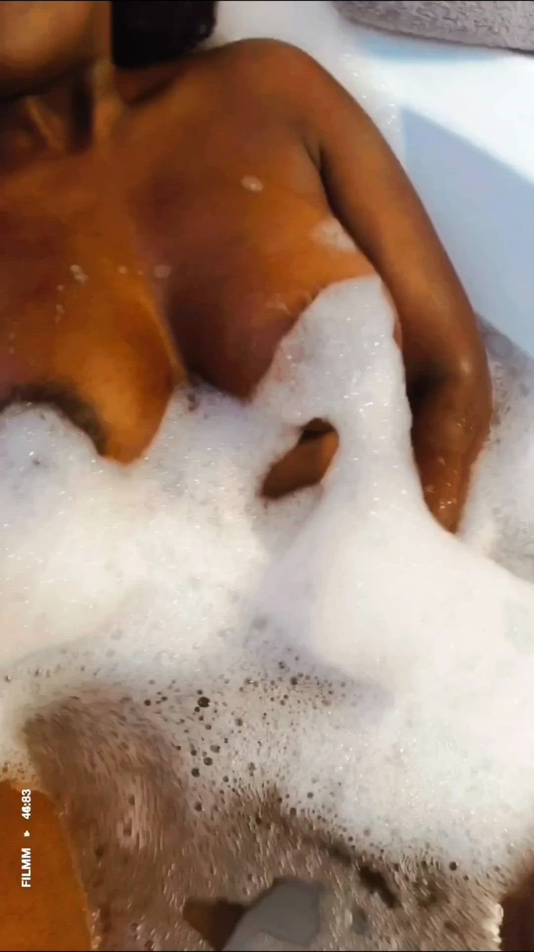 Just Tennille  <strong>@justtennille</strong> in big tits bathtub ebony porn video