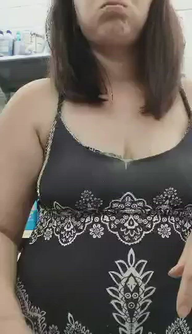 Justjess <strong>@justjessyetagain</strong> in natural tits amateur boobs porn video