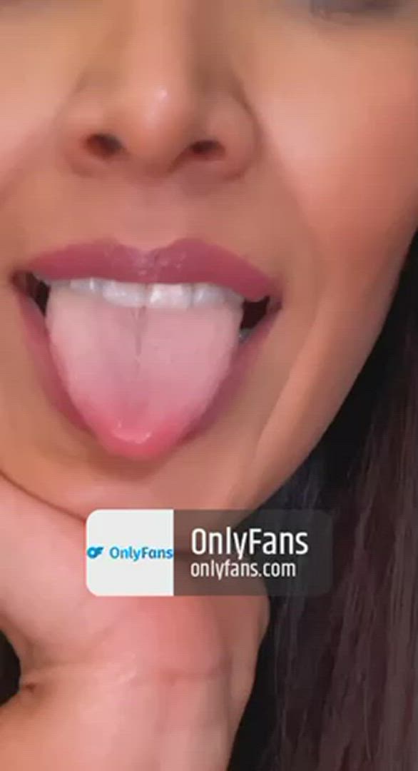 JustV4you <strong>@onlyv4you</strong> in porn video