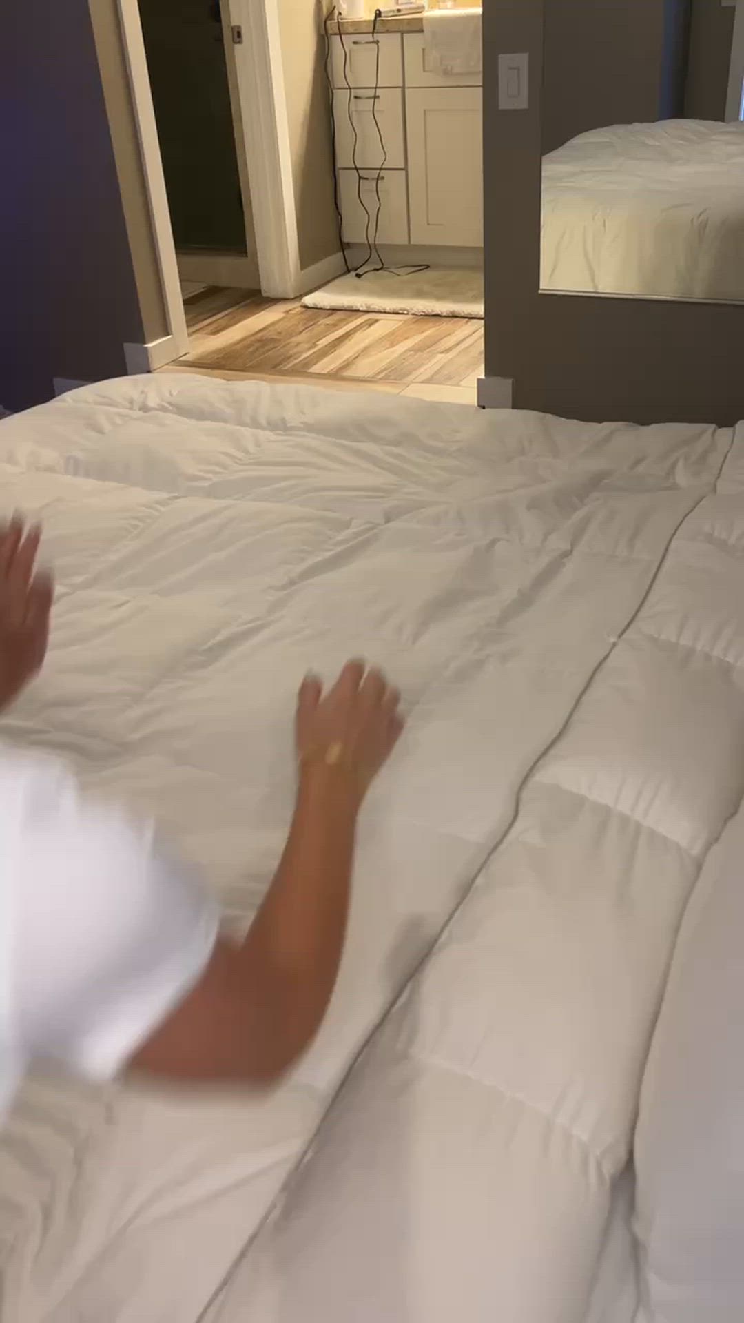 Kaitlyn <strong>@kaitlynrose18</strong> in porn video