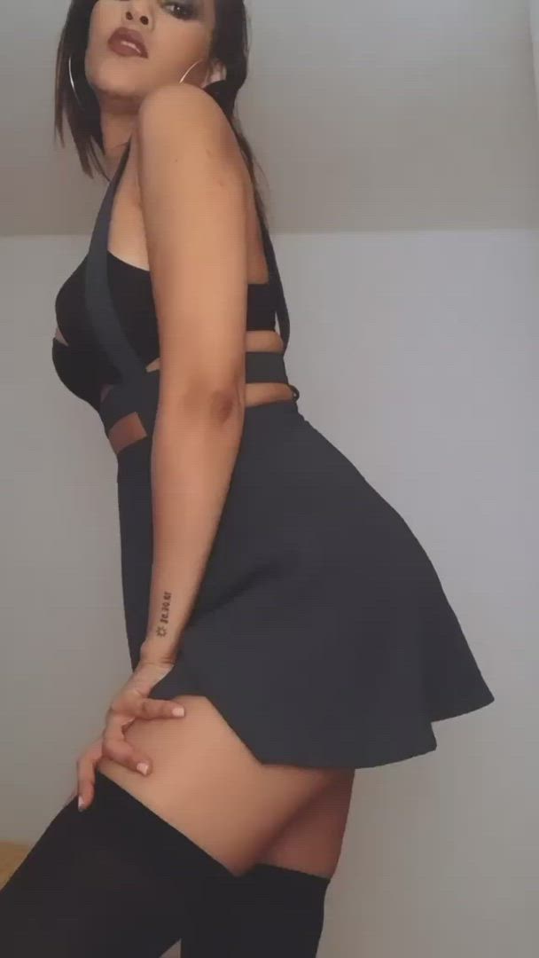 Kandywett <strong>@kandy_wett</strong> in porn video