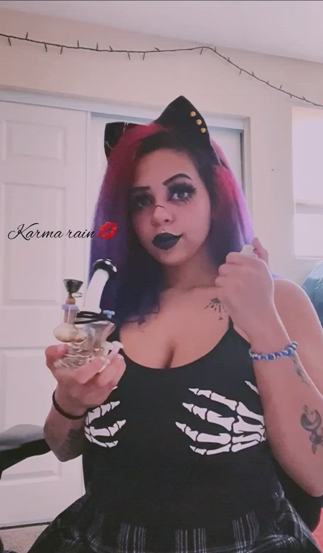 Karma rain? <strong>@ouijababyy666</strong> in big natural tits boobs alt porn video
