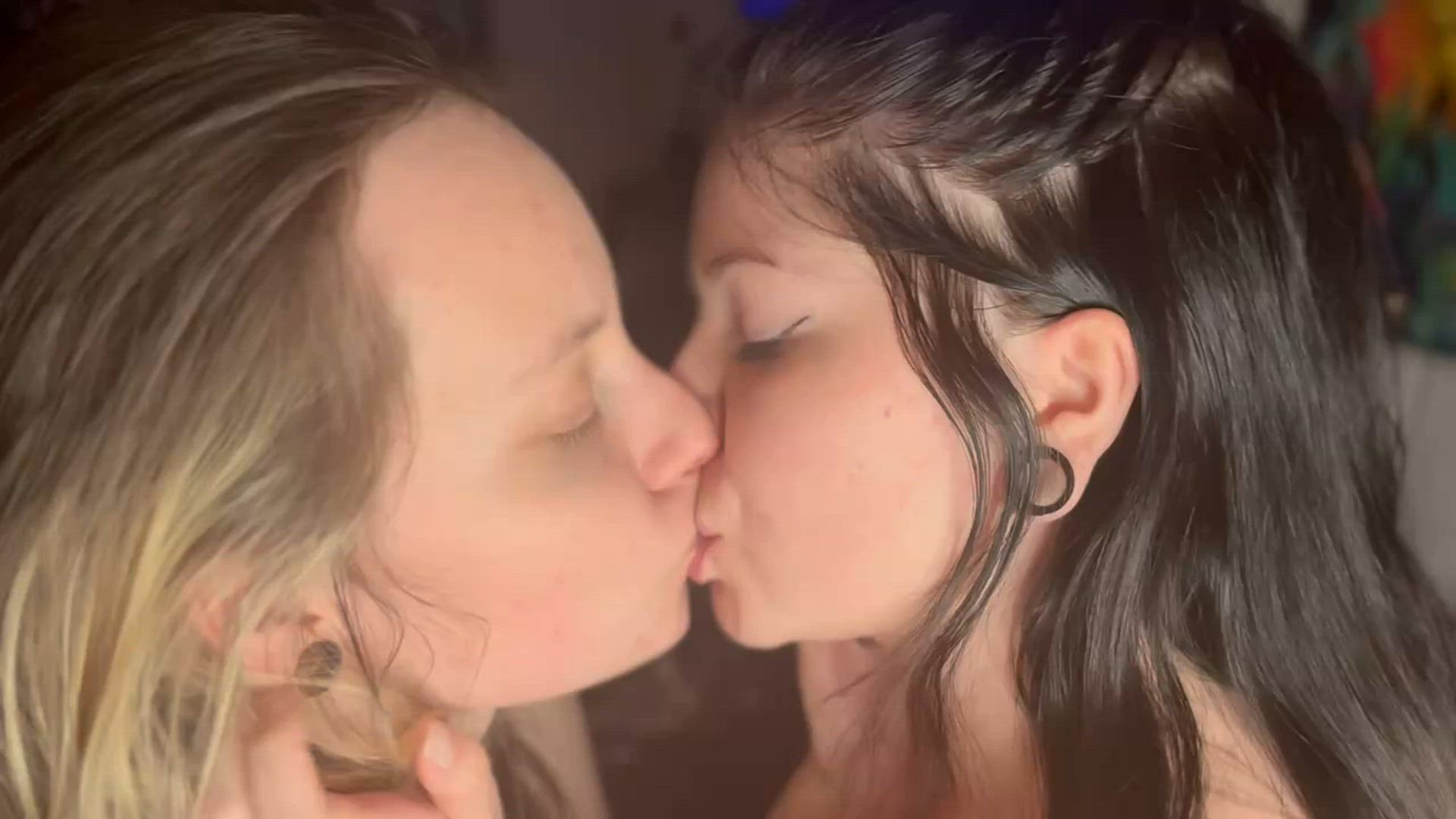 Kaydxnrae <strong>@kaydxn.rae</strong> in french kissing bisexual femdom porn video