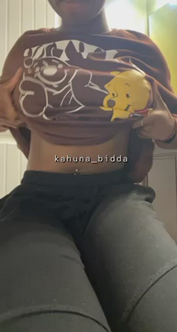Kbidda <strong>@kahunabidda</strong> in titty drop ebony teen porn video