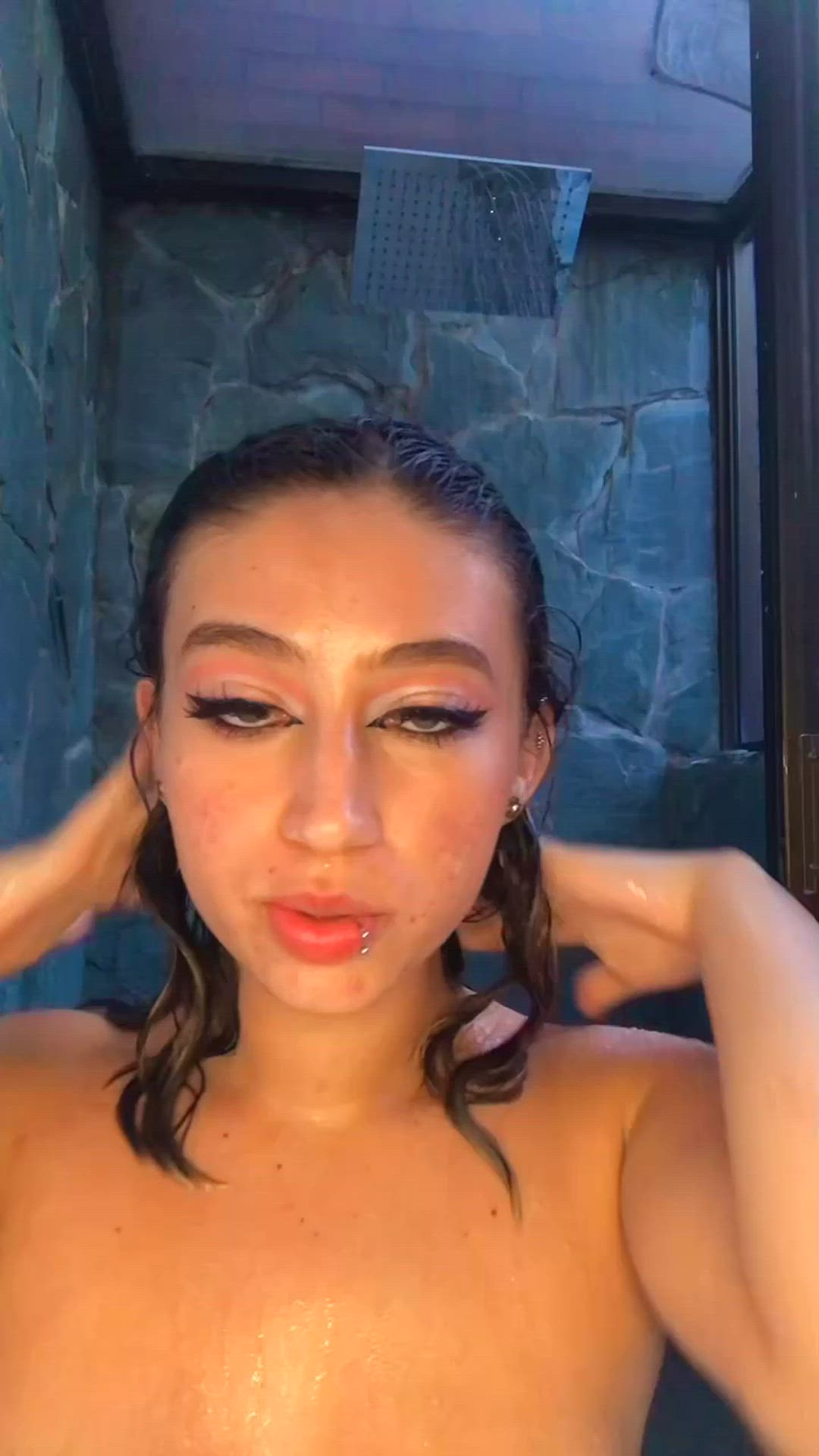 Kellyperez <strong>@keperezzzz</strong> in porn video