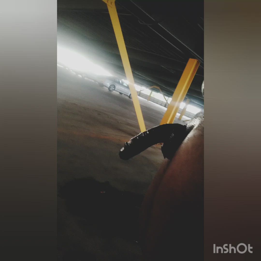 King Dee <strong>@urfavoritebbc69</strong> in r/caughtpublic exhibitionist big dick onlyfans nsfw bbc porn video
