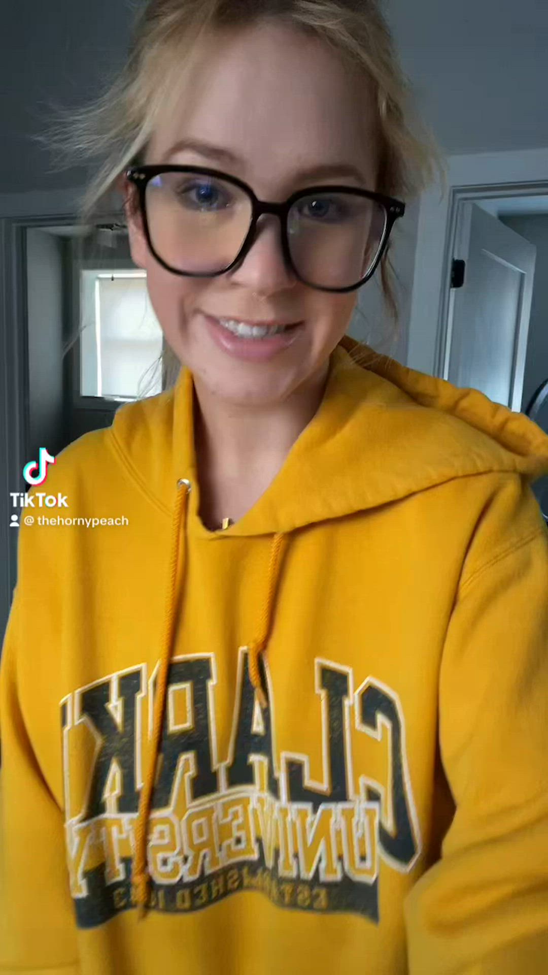 Kingcaitlinnn <strong>@kingcaitlinnn</strong> in natural tits doggystyle boobs porn video