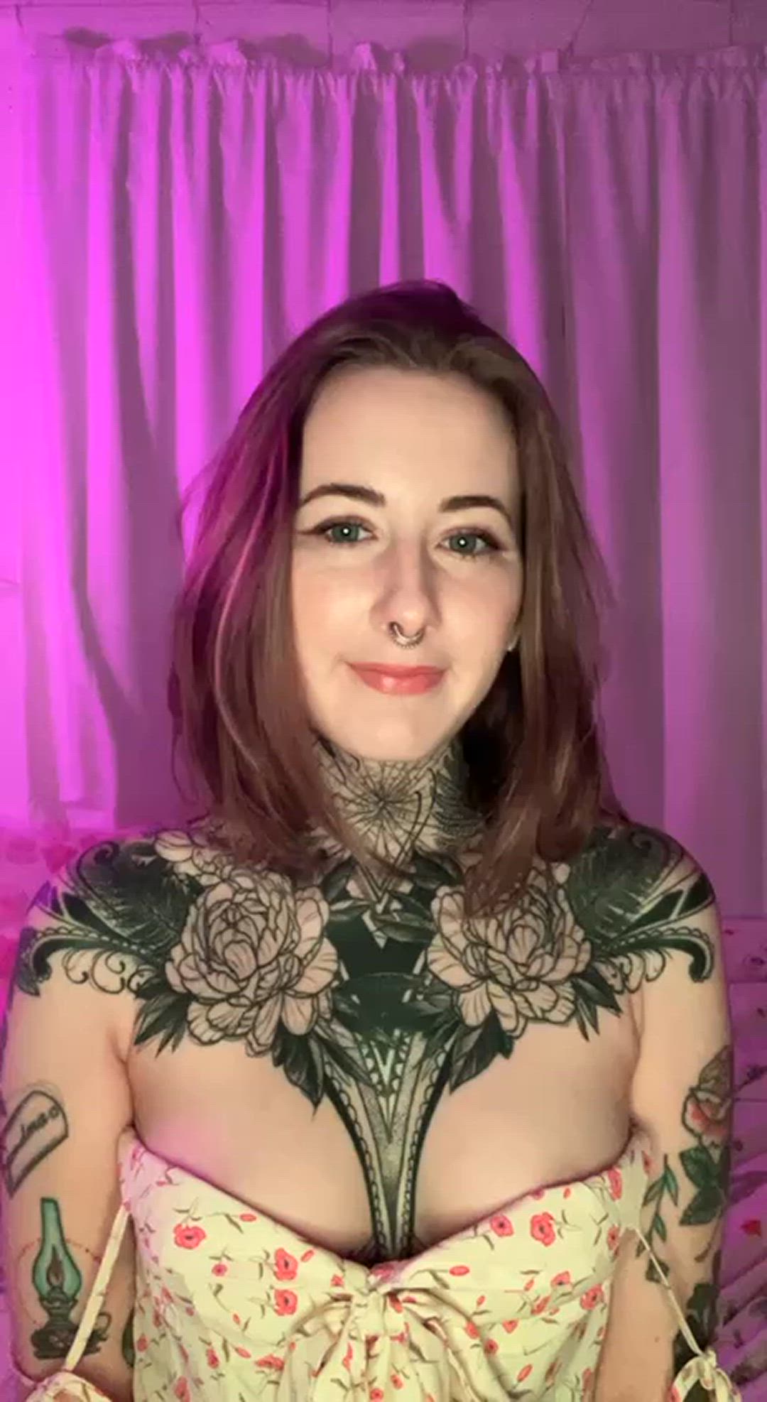 Kinkyhoneybee <strong>@honeybee7991</strong> in porn video