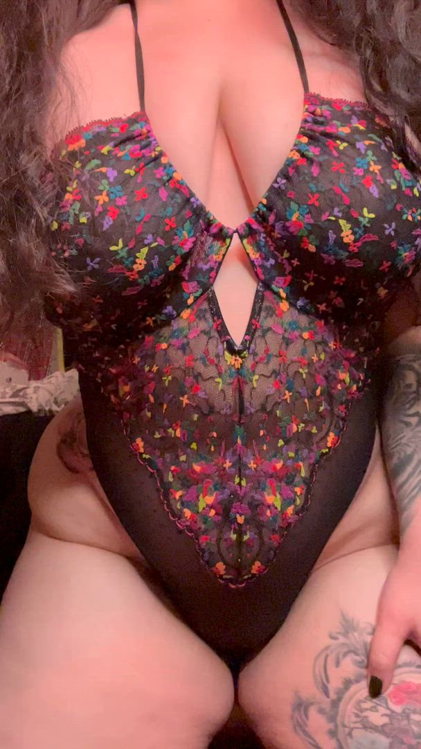 Kirbymouthful <strong>@chrispcat</strong> in big tits lingerie boobs porn video
