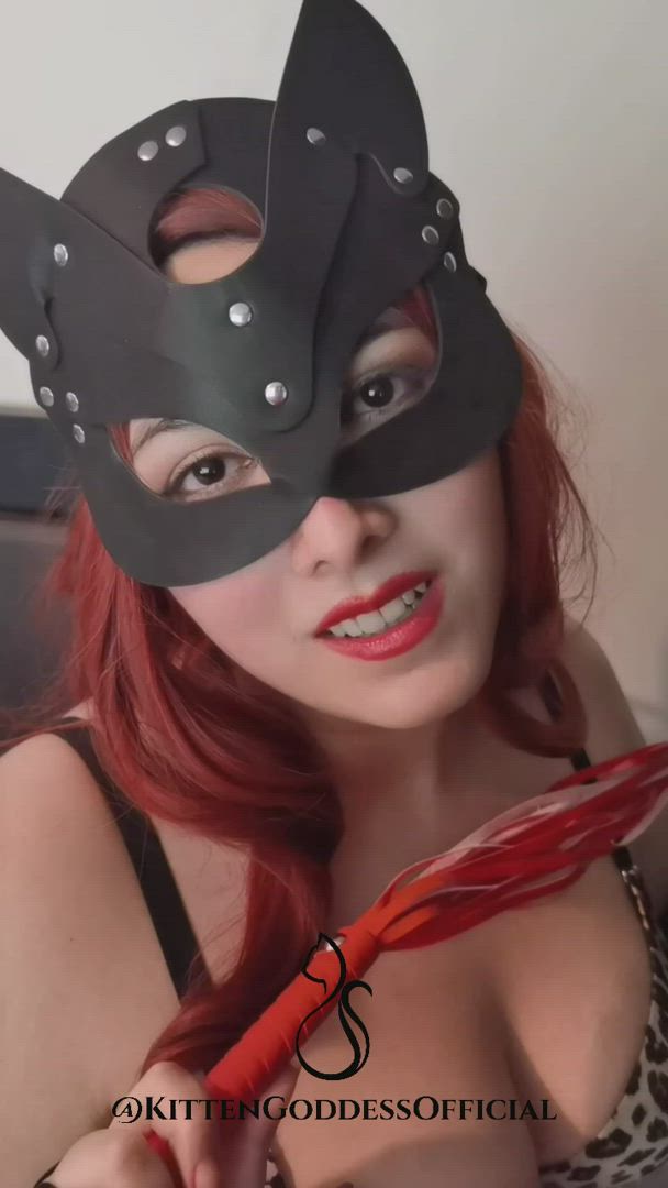 Kittengoddess <strong>@kittengoddessofficial</strong> in r/redgifsverified white girl femdom curvy domme bdsm porn video