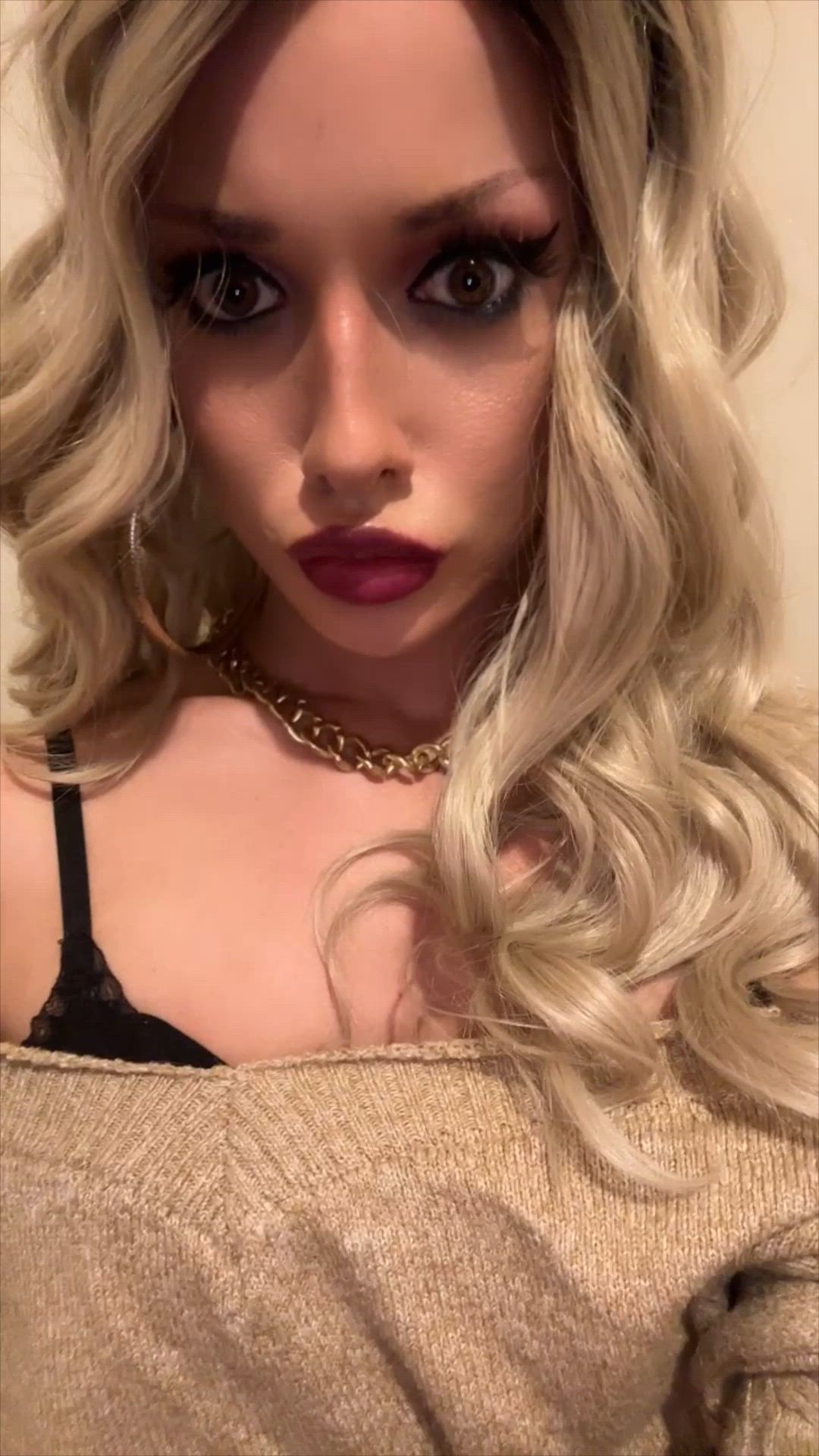 Kittiemercury <strong>@kittiemercury</strong> in masturbating big dick onlyfans porn video