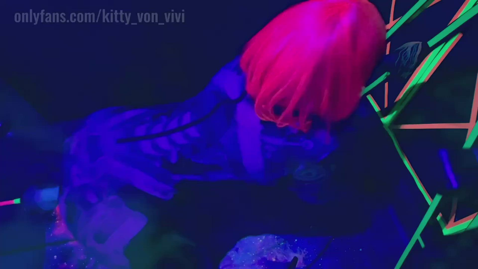 Kitty_von_vivi <strong>@kitty_von_vivi</strong> in fuck fucking machine cosplay alien porn video