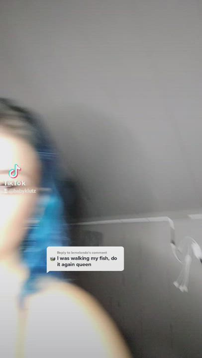 Klutz <strong>@kitleekat</strong> in 19 years old busty alt porn video