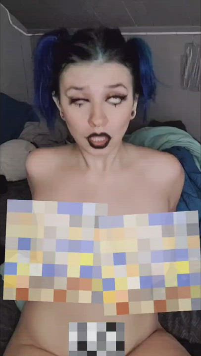 Klutz <strong>@kitleekat</strong> in big bouncing tits chubby curvy porn video