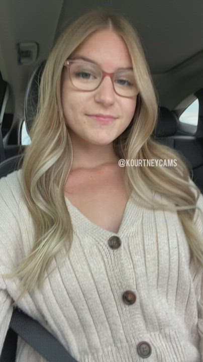 Kourtney Cams <strong>@kourtneycams</strong> in natural tits canadian blonde porn video