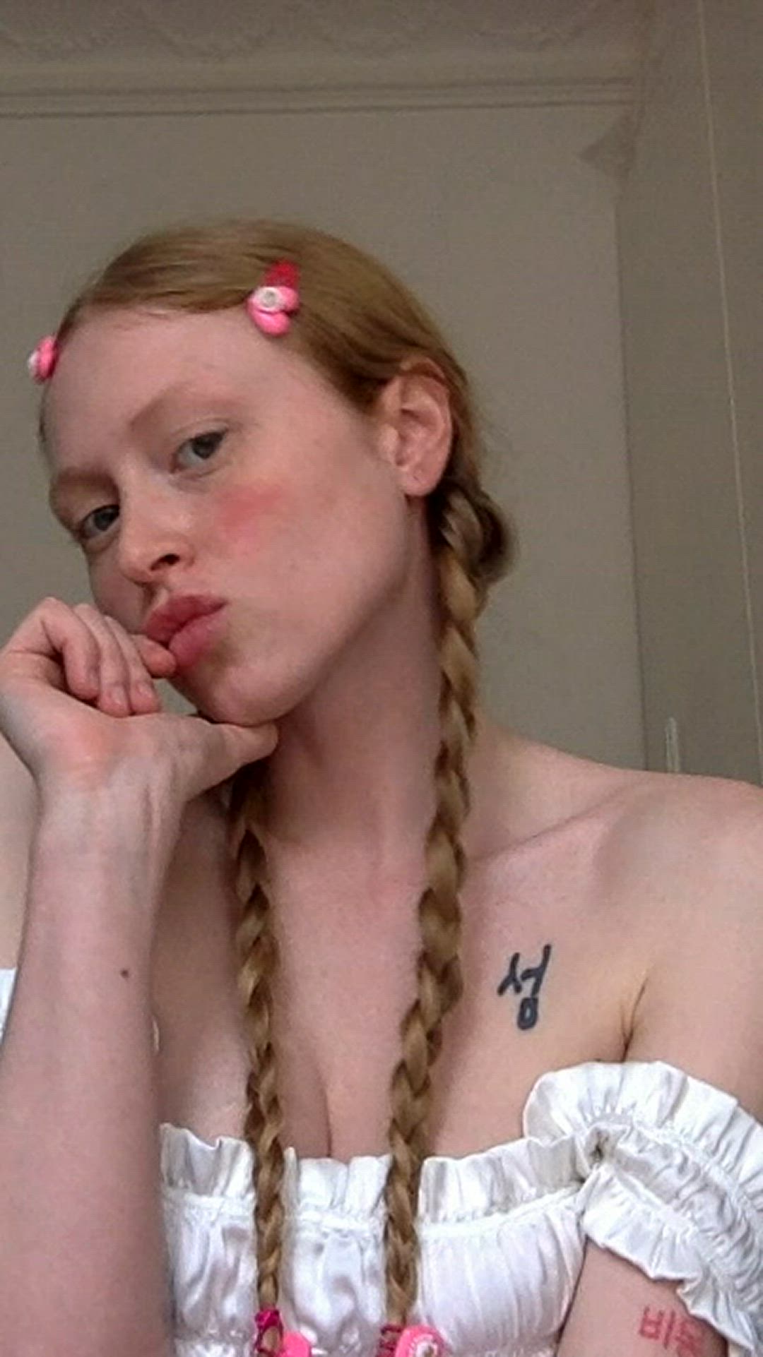 Kristina <strong>@urmuse_kris</strong> in porn video