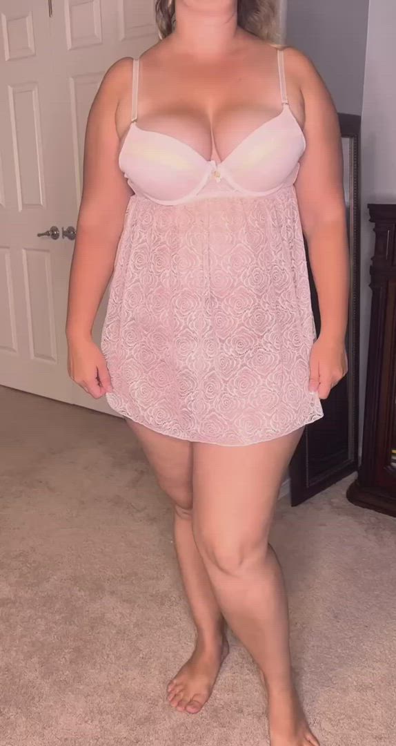Krisylove <strong>@krissylovevip</strong> in natural tits curvy milf porn video