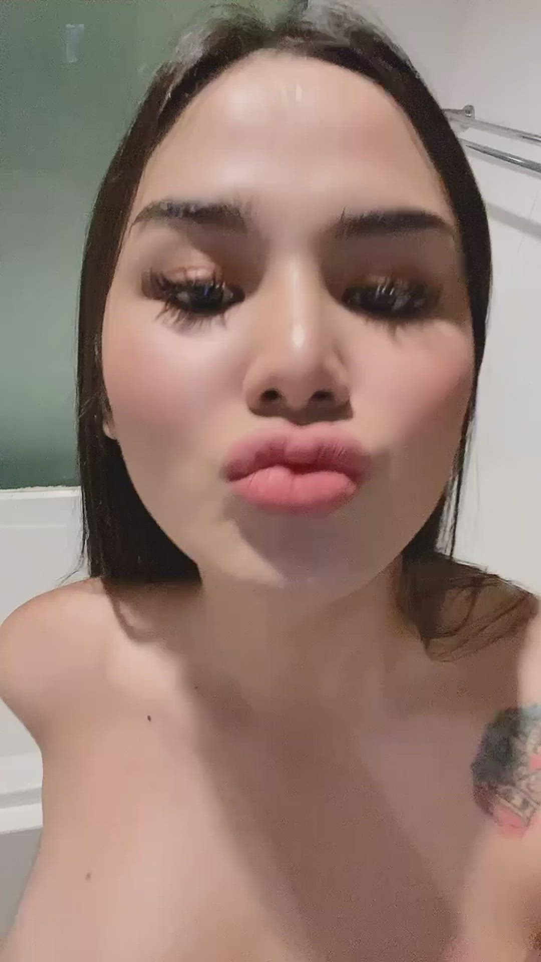 Lady anny  <strong>@yourladyanny</strong> in porn video