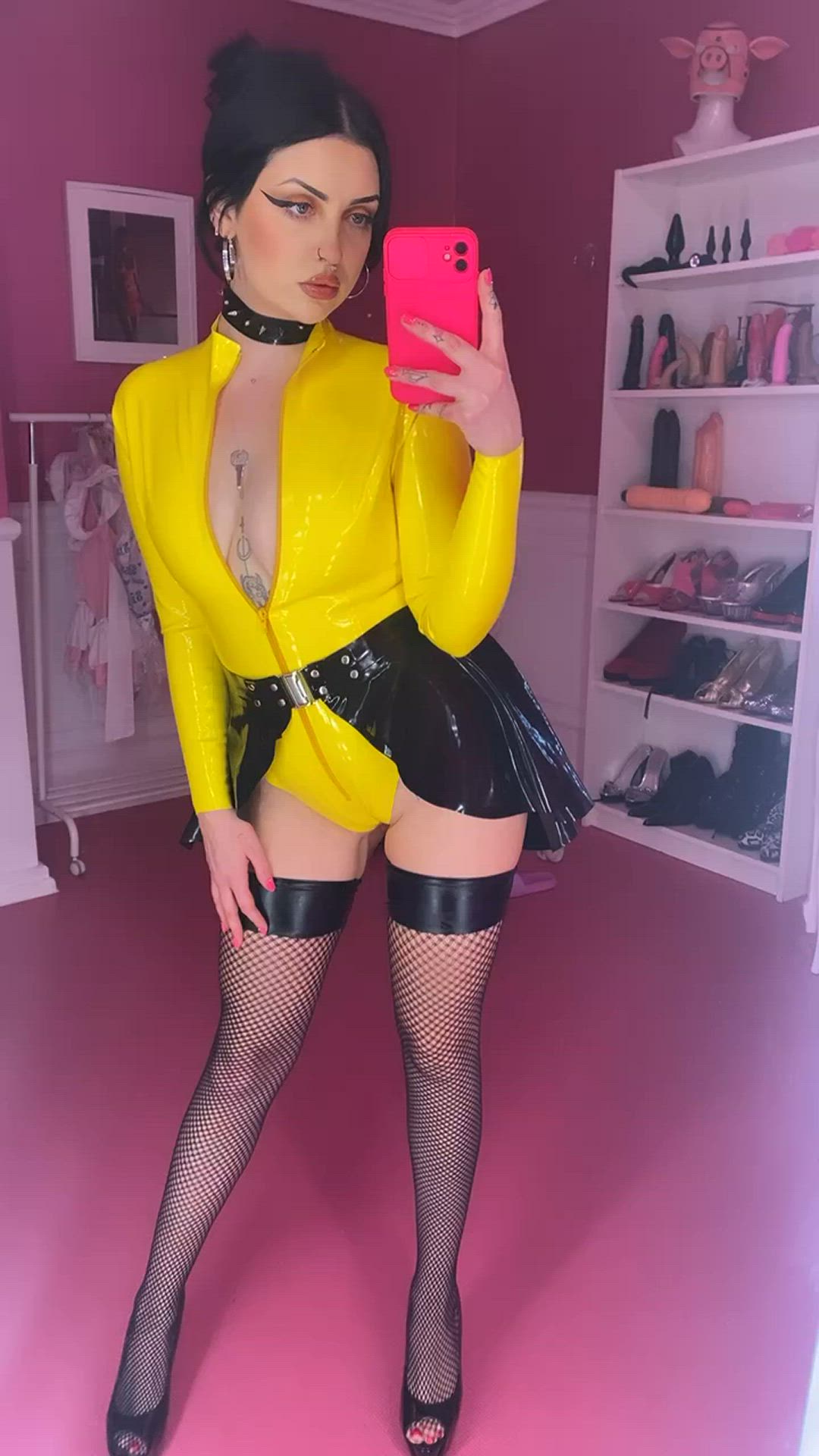 LadyGlamorous <strong>@mistressglamorous</strong> in porn video