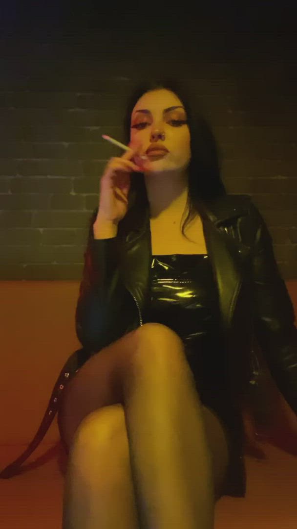 LadyGlamorous <strong>@mistressglamorous</strong> in porn video