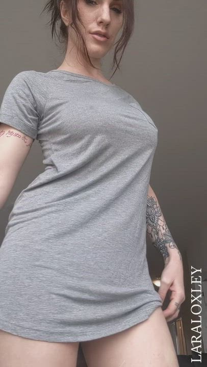 Lara Loxley <strong>@laraloxley</strong> in titty drop big tits brunette porn video