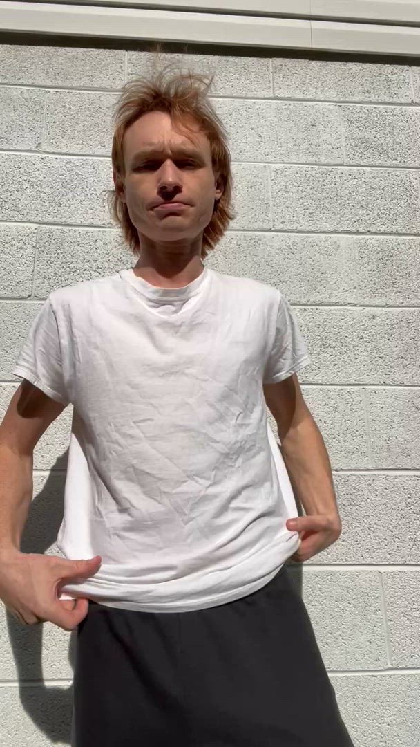 Leonkennedyxx <strong>@rippedandred</strong> in big dick onlyfans cock porn video