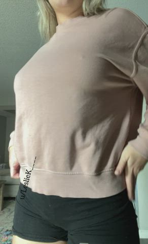 Leslie Kay <strong>@thekaylove</strong> in bouncing natural tits titty drop onlyfans tiktok porn video