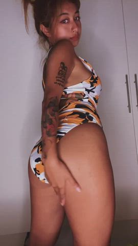 Lia-Ivy <strong>@liaannyivyy</strong> in porn video