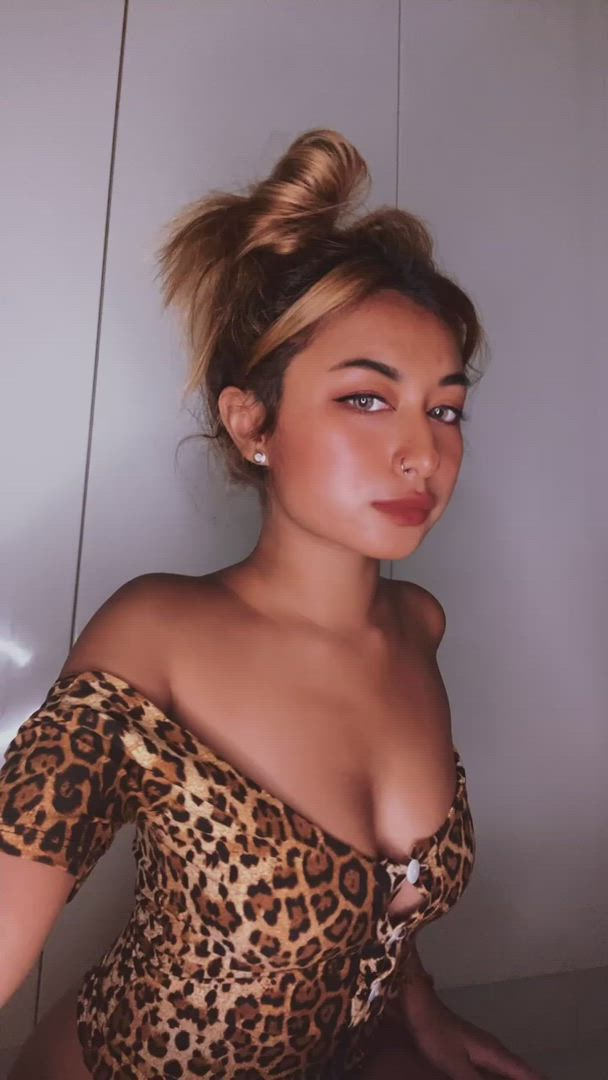 Lia-Ivy <strong>@liaannyivyy</strong> in porn video