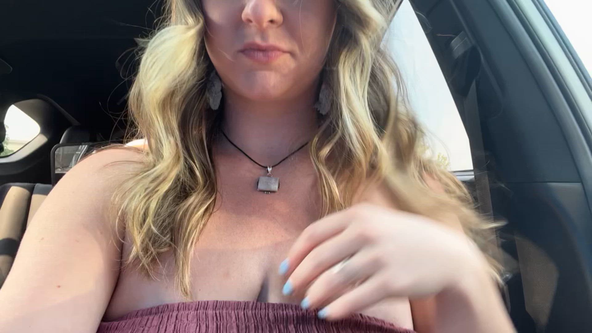 Lilalennon <strong>@lilalennon</strong> in porn video