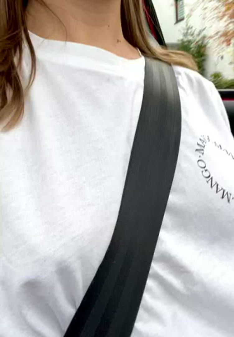 Lillia Iwanow <strong>@cuterussianlillia</strong> in onlyfans car sex russian porn video
