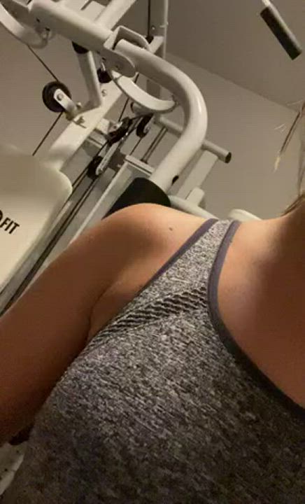 Lillia Iwanow <strong>@cuterussianlillia</strong> in porn video