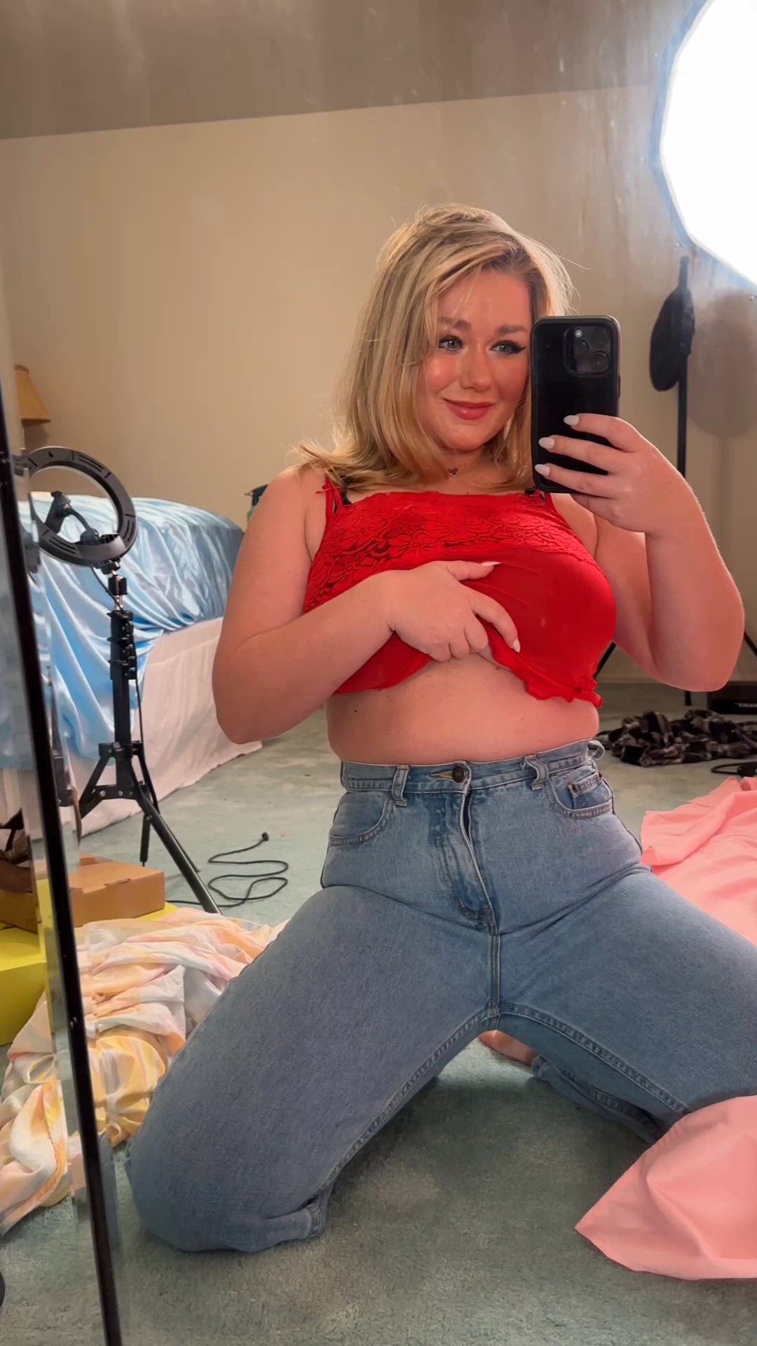 Lillie007 <strong>@lillie007</strong> in big tits amateur blonde porn video