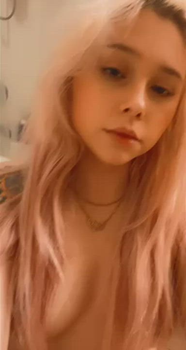 Lilly  <strong>@xshadesofmeadowx</strong> in tongue fetish ahegao blonde porn video