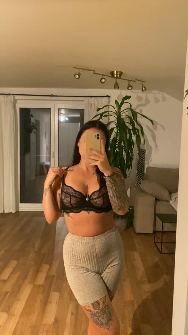 Linaaaaa <strong>@amberlilien</strong> in porn video
