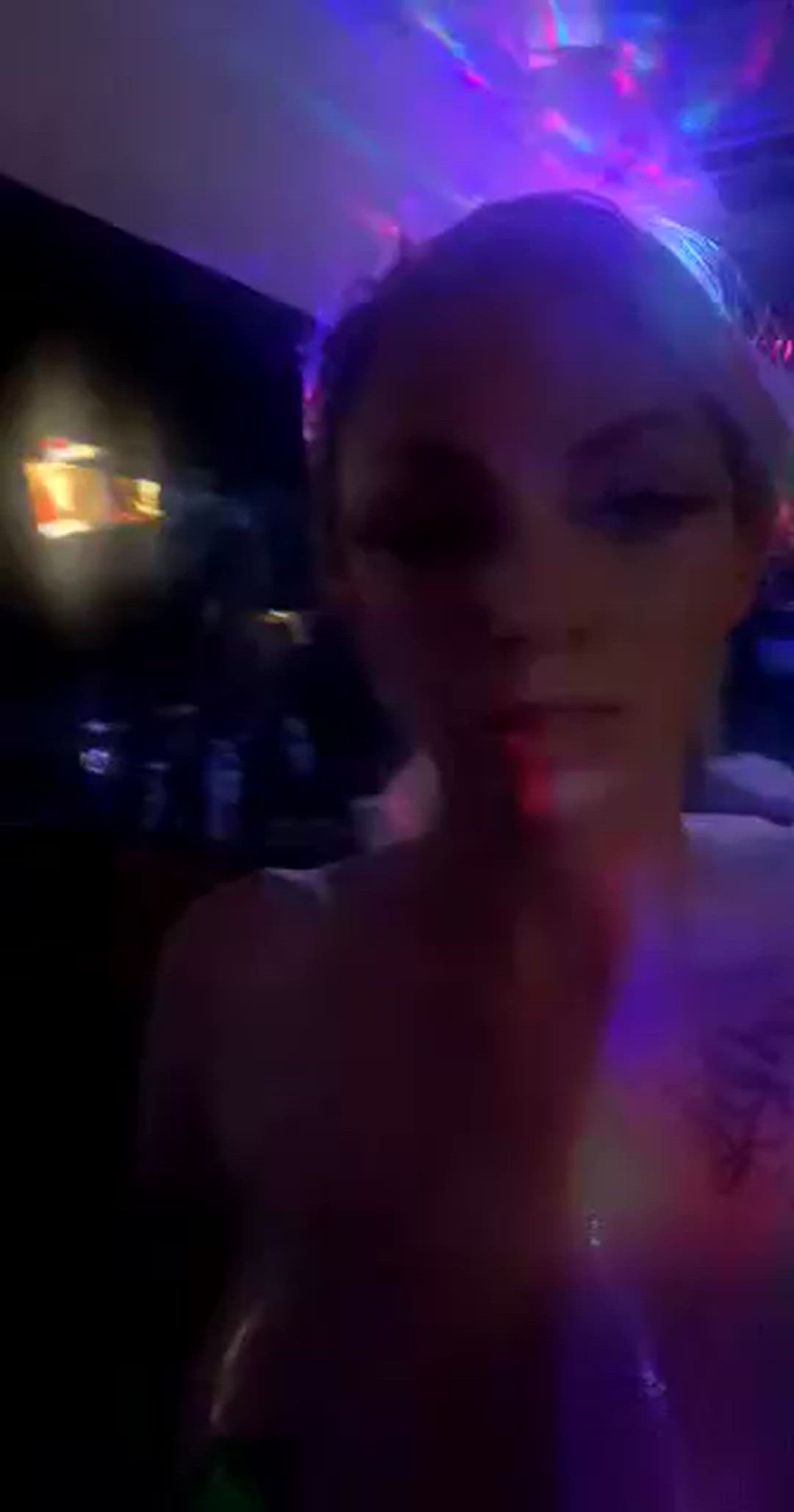 Linzeylohan <strong>@linzey_lohan</strong> in big tits onlyfans tiktok porn video