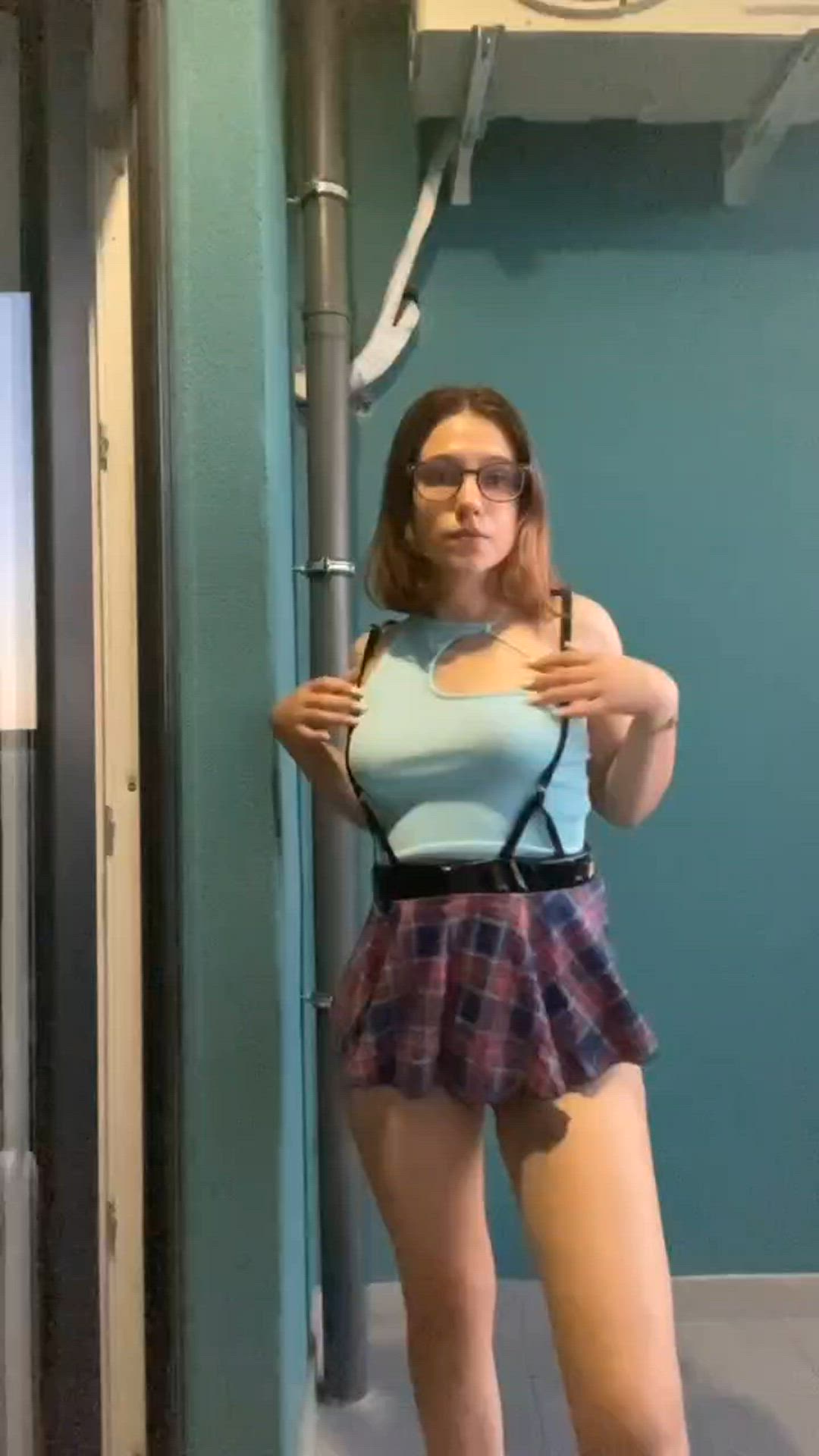 Lisa ? <strong>@kinkylisa18</strong> in porn video