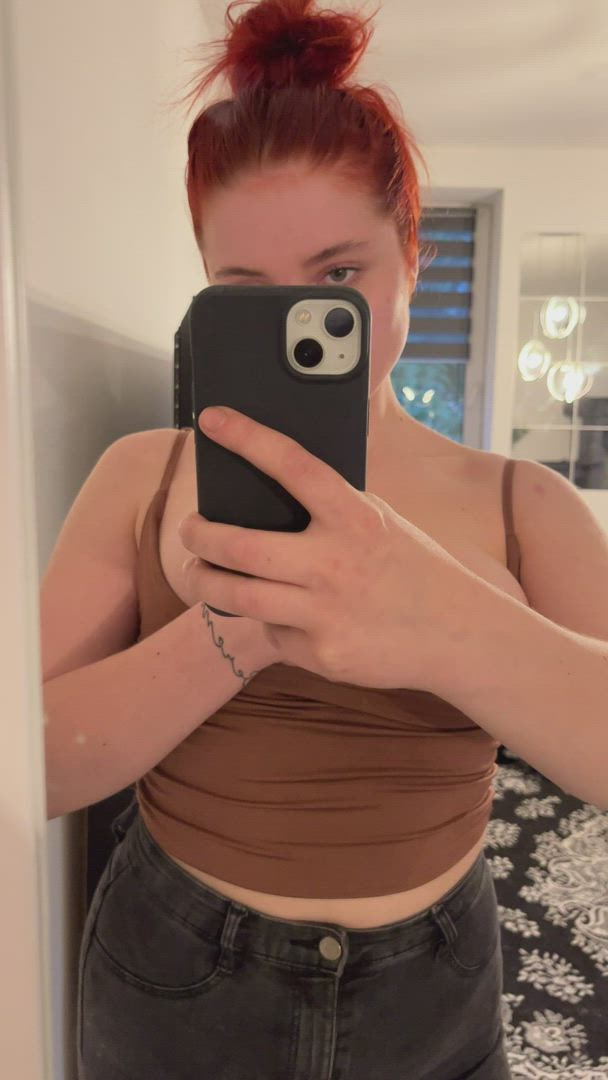 Lisaaaphillips <strong>@lisaphillips</strong> in porn video