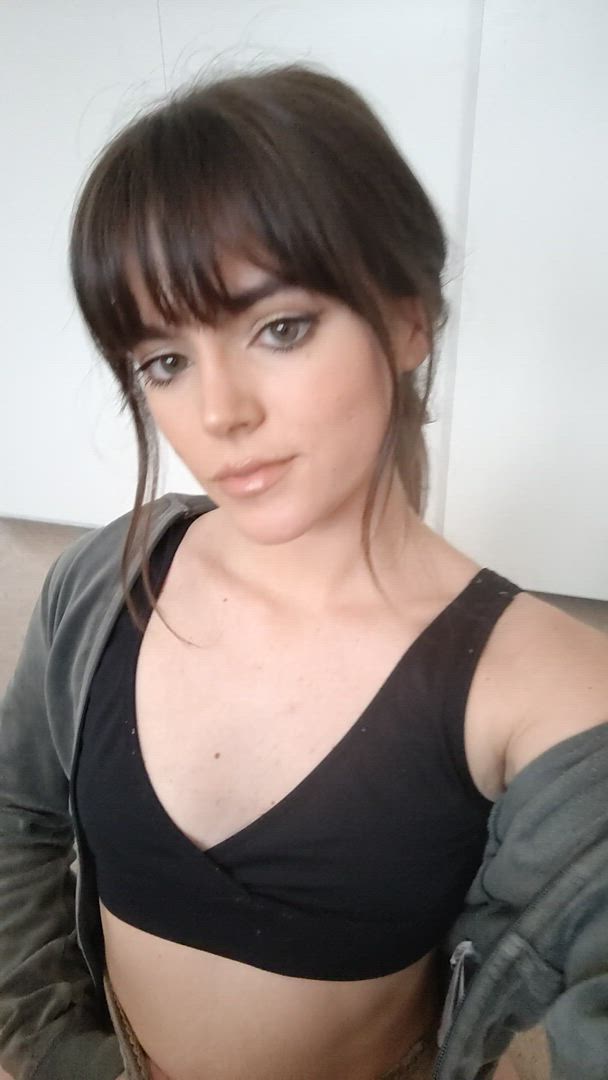Littleleah <strong>@littleleah100</strong> in small tits brunette big ass british petite porn video