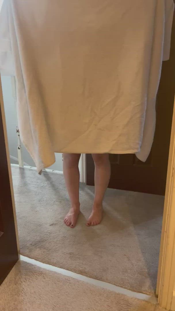 Littlelillyxo <strong>@littlelillyandluke</strong> in small nipples small tits wet pussy petite oiled towel porn video