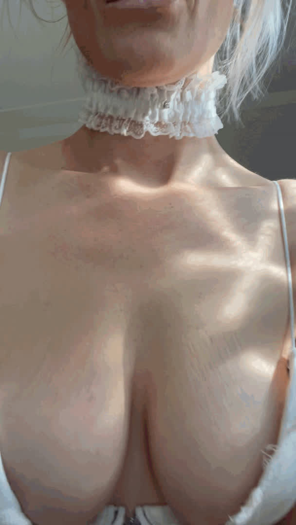 Littlemisshotmess <strong>@littlemisshotmess</strong> in porn video