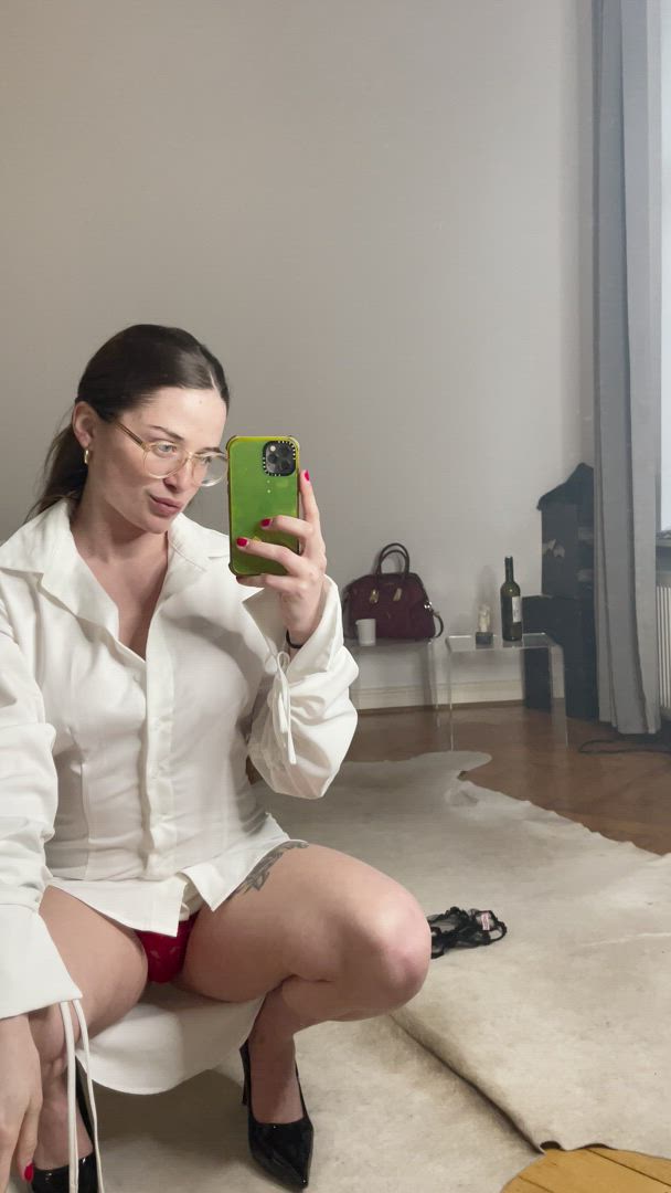 Louisaagent <strong>@louisaagent</strong> in porn video