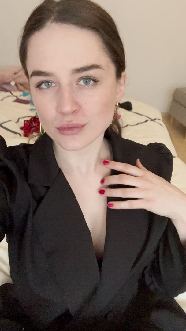 Louisaagent <strong>@louisaagent</strong> in porn video