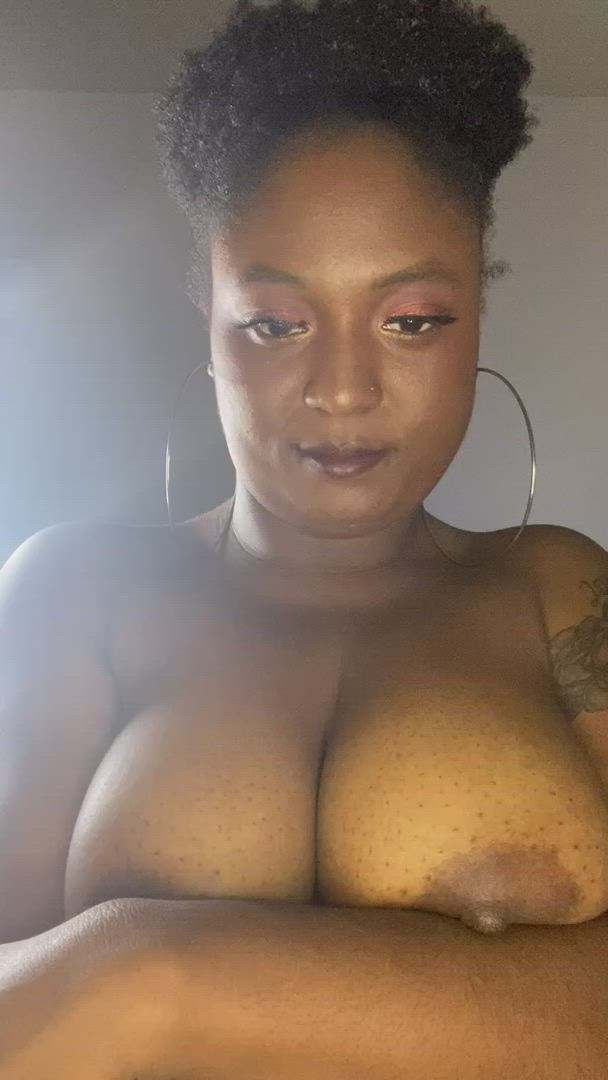 Lovelyjanay13 <strong>@lovely_janay</strong> in big natural tits onlyfans milf porn video