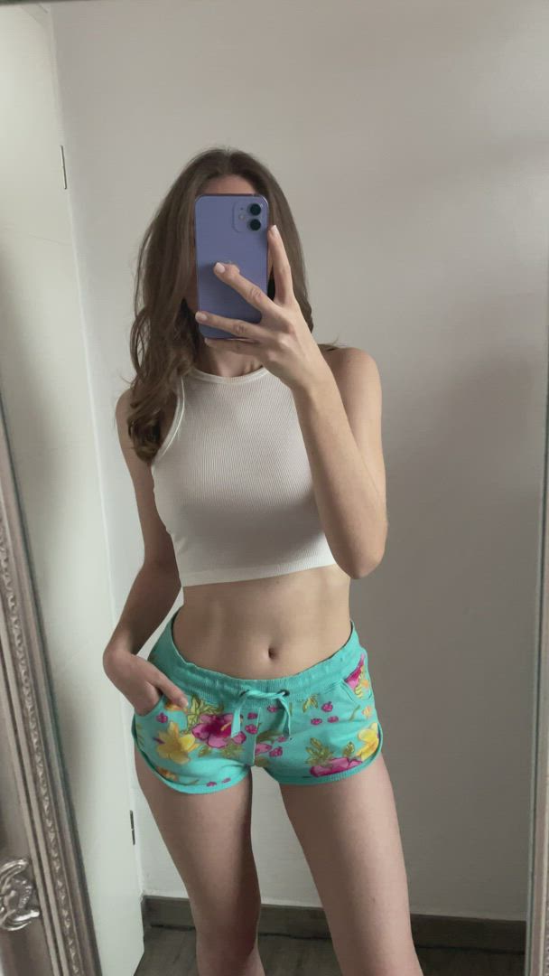 LovelyLeticia <strong>@lovelyleticiia</strong> in porn video