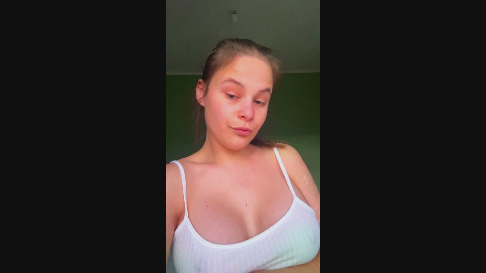 Lucyxreal1 <strong>@lucxyx</strong> in natural tits amateur boobs porn video
