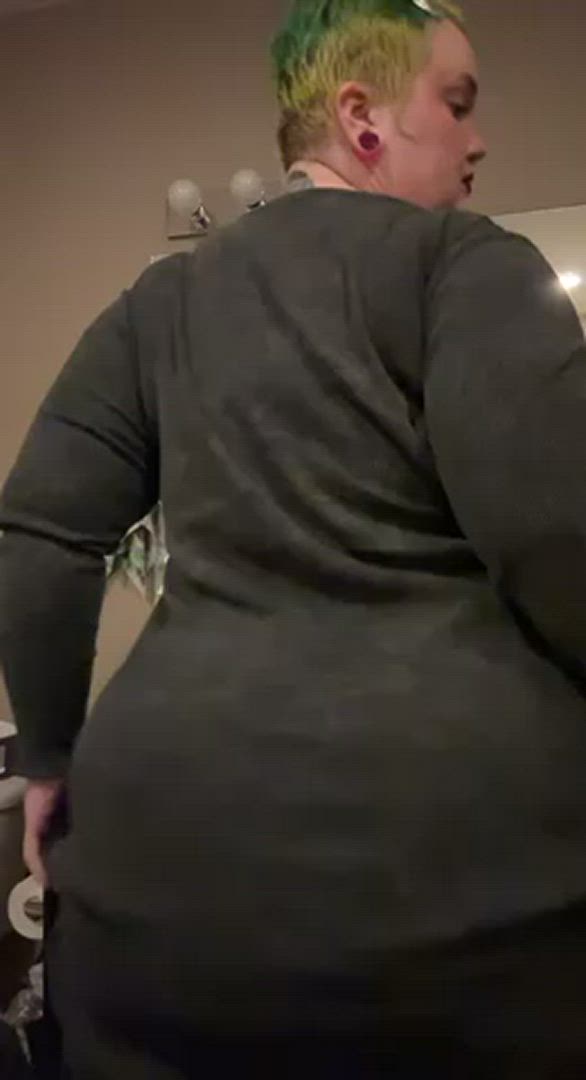 Lysthetaurus <strong>@lys.thetaurus</strong> in clapping ass booty bbbw porn video